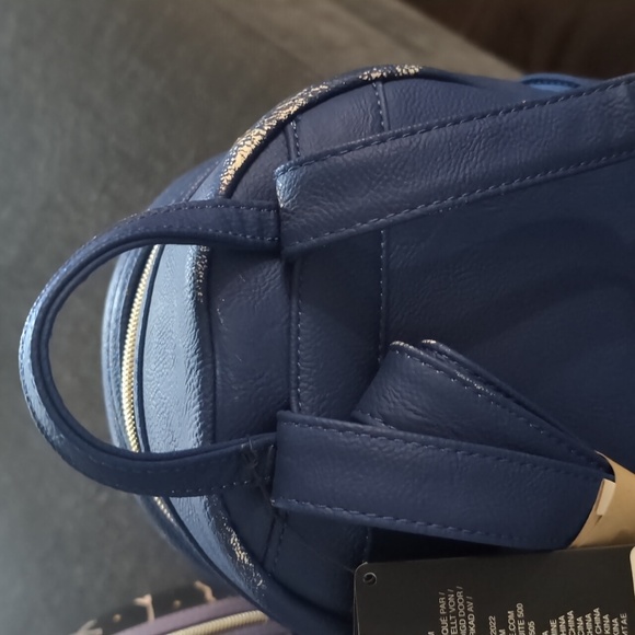 Hercules Mount Olympus Mini-Backpack Exclusive - HAS DAMAGE - Picture 2 of 6